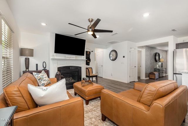 1012 Ringhill Bluff Drive, Durham, NC 27704
