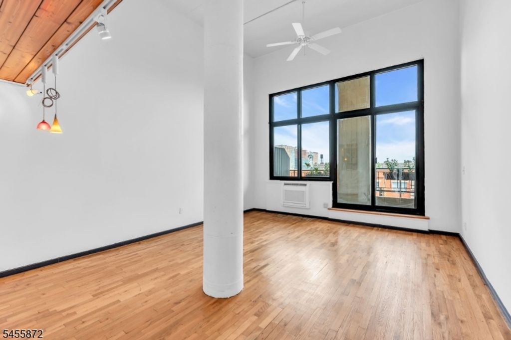 205 10Th St 5N, Jersey City, NJ 07302 — photo 4