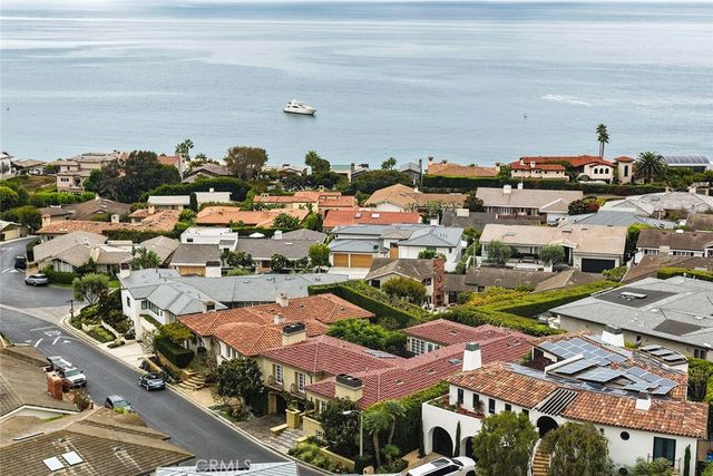 839 Emerald Bay, Laguna Beach, CA 92651