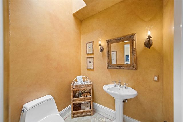 839 Emerald Bay, Laguna Beach, CA 92651