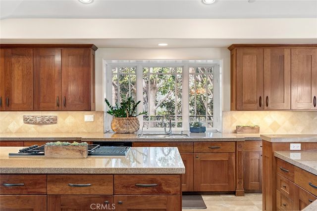 839 Emerald Bay, Laguna Beach, CA 92651