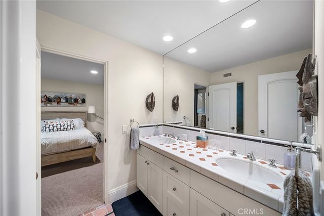 839 Emerald Bay, Laguna Beach, CA 92651