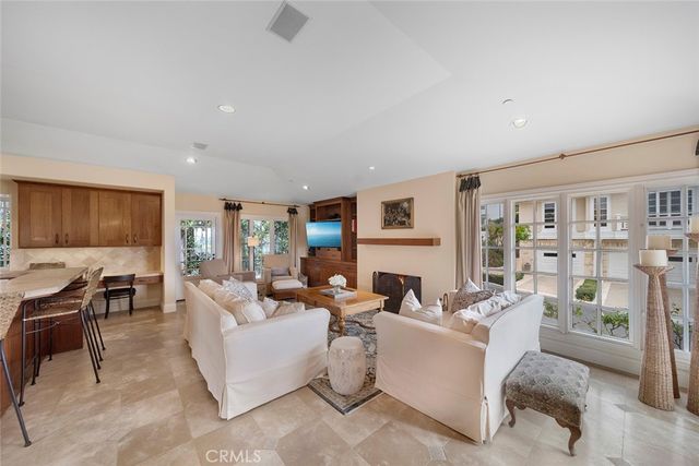 839 Emerald Bay, Laguna Beach, CA 92651