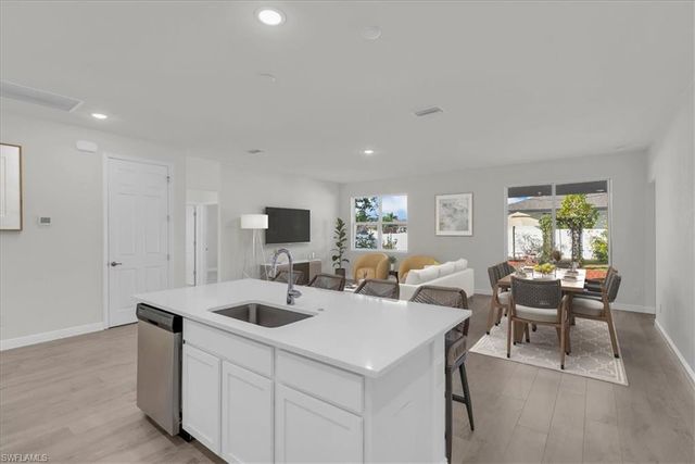 4144 SW 9th PL, Cape Coral, FL 33914