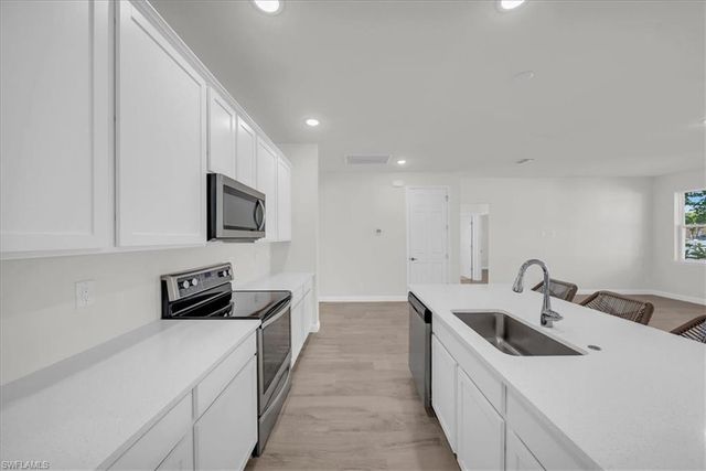 4144 SW 9th PL, Cape Coral, FL 33914