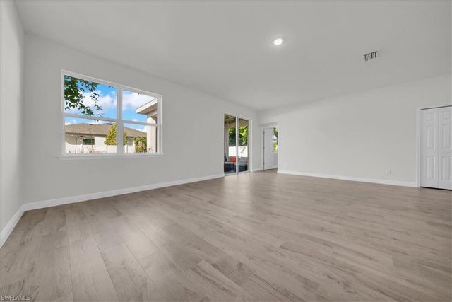 4144 SW 9th PL, Cape Coral, FL 33914