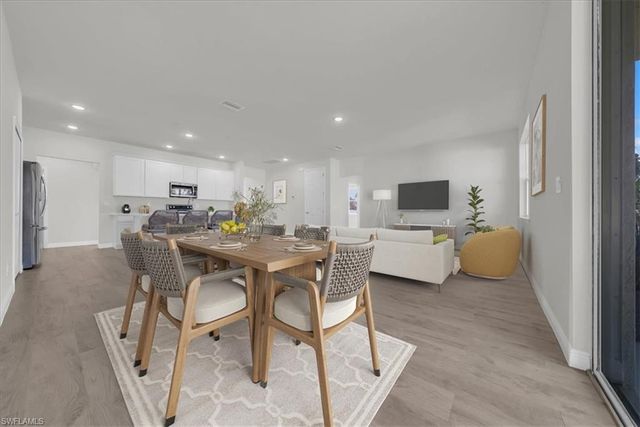 4144 SW 9th PL, Cape Coral, FL 33914