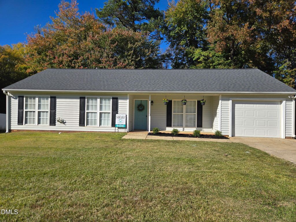 116 Cabrita Court, Holly Springs, NC 27540