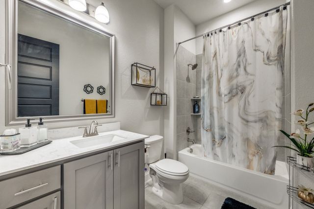 801 Toby Trail, Mansfield, TX 76063