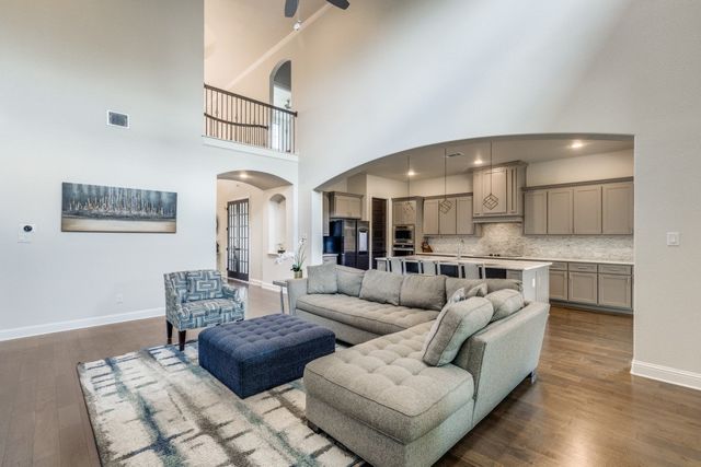 801 Toby Trail, Mansfield, TX 76063