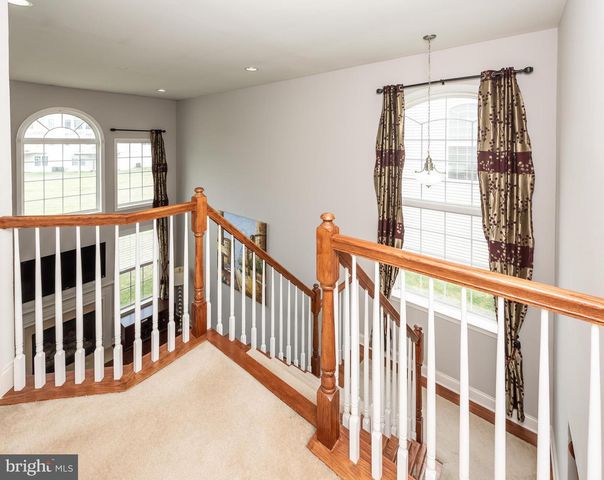 2604 ROCKLEDGE CT, Chester Springs, PA 19425