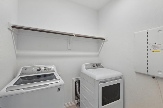 211 Harper Street, Irving, TX 75063