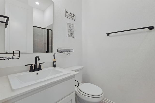 211 Harper Street, Irving, TX 75063