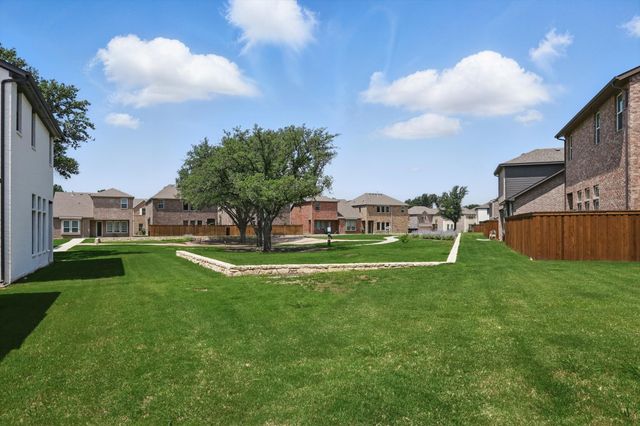 211 Harper Street, Irving, TX 75063