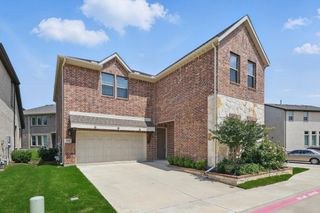 211 Harper Street, Irving, TX 75063