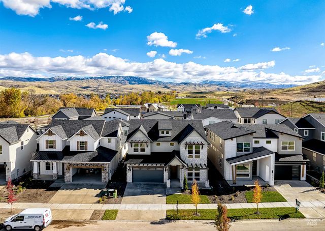 13926 E Ermine Ave, Boise, ID 83714