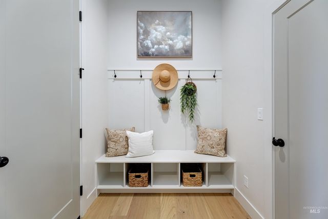 13926 E Ermine Ave, Boise, ID 83714