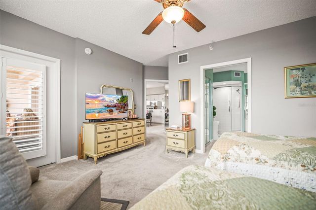 6399 SHORELINE DRIVE 4305, St Petersburg, FL 33708