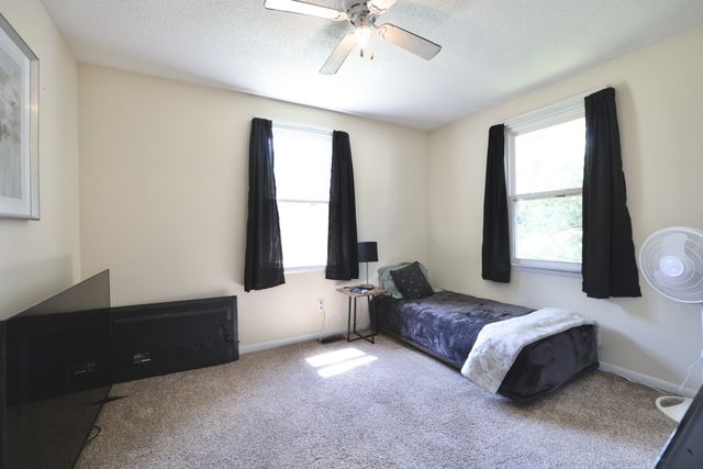 627 Baker Dr, Lafayette, TN 37083