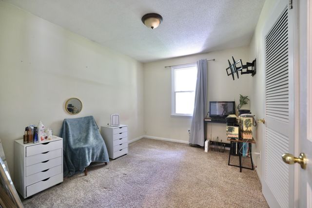 627 Baker Dr, Lafayette, TN 37083