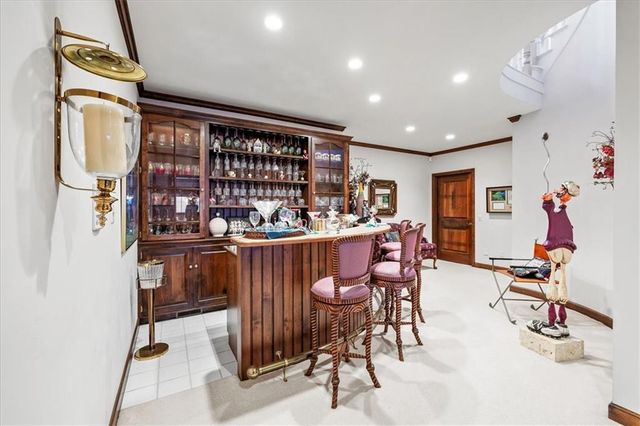 10580 S Glenview Lane, Olathe, KS 66061