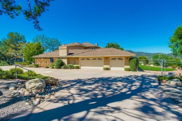 13852 Northcrest Ln, Poway, CA 92064