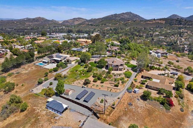 13852 Northcrest Ln, Poway, CA 92064