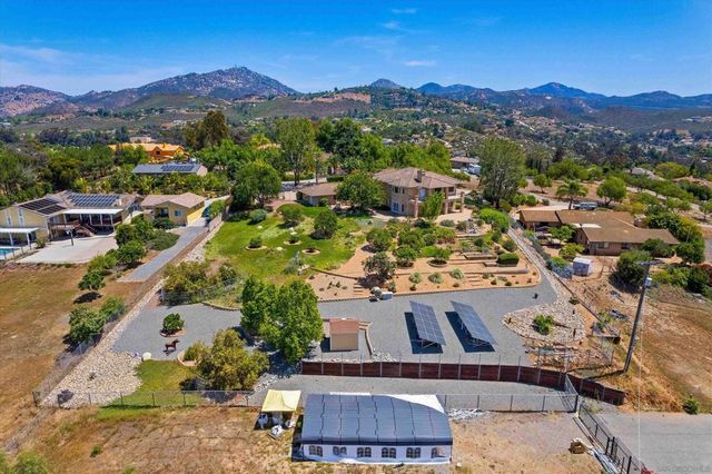 13852 Northcrest Ln, Poway, CA 92064