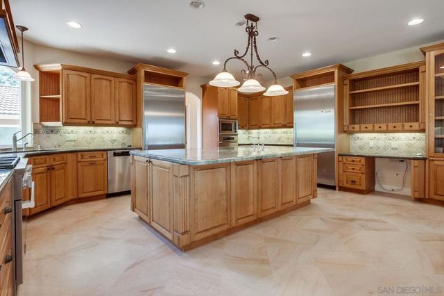 13852 Northcrest Ln, Poway, CA 92064