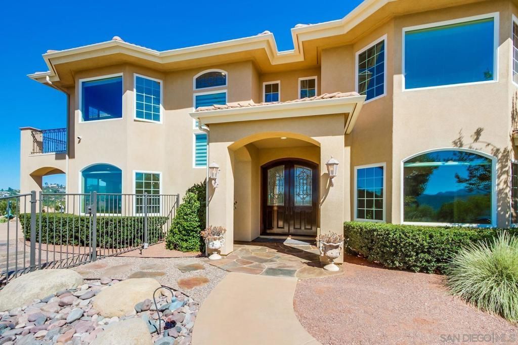 13852 Northcrest Ln, Poway, CA 92064