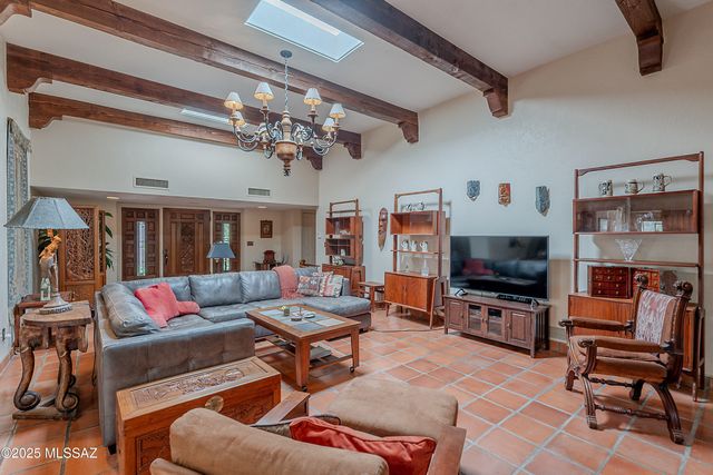 32 Circulo De Prado, Tubac, AZ 85646