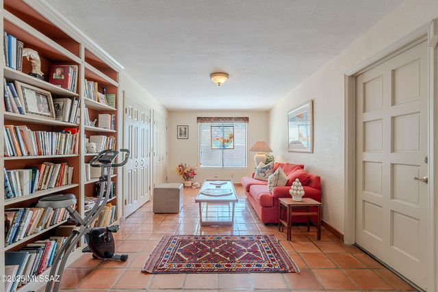 32 Circulo De Prado, Tubac, AZ 85646