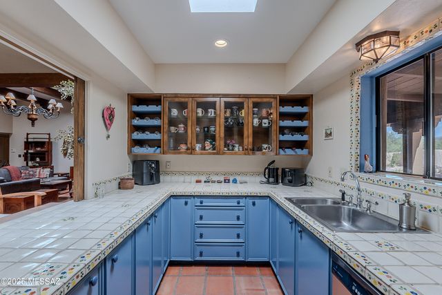 32 Circulo De Prado, Tubac, AZ 85646