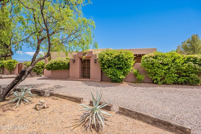 32 Circulo De Prado, Tubac, AZ 85646
