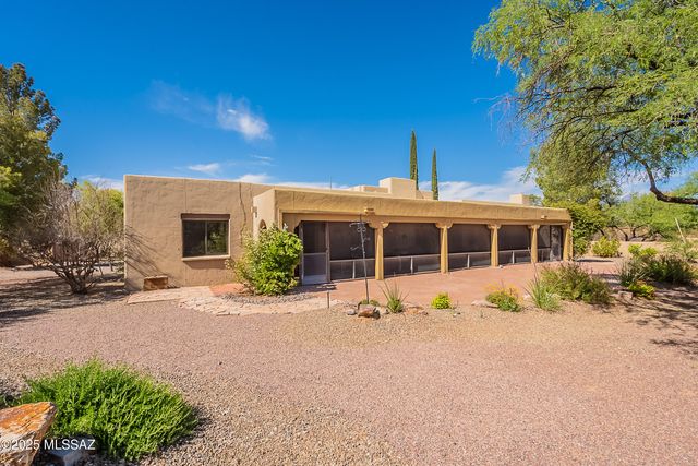 32 Circulo De Prado, Tubac, AZ 85646