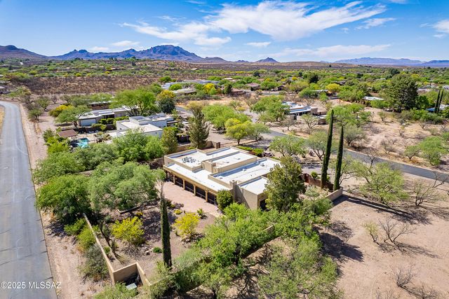 32 Circulo De Prado, Tubac, AZ 85646