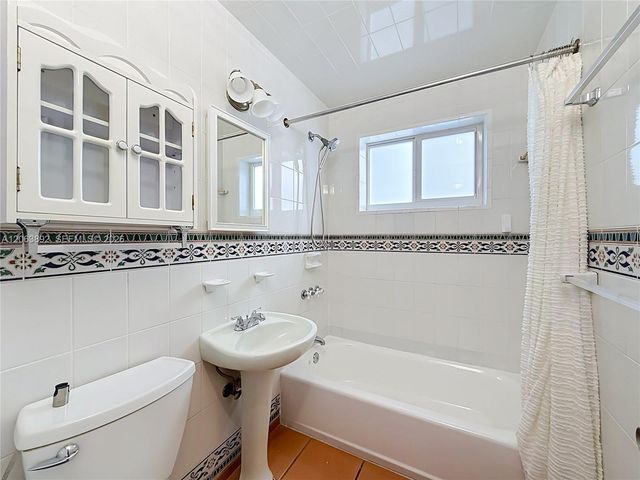 145 W 57th Street, Hialeah, FL 33012