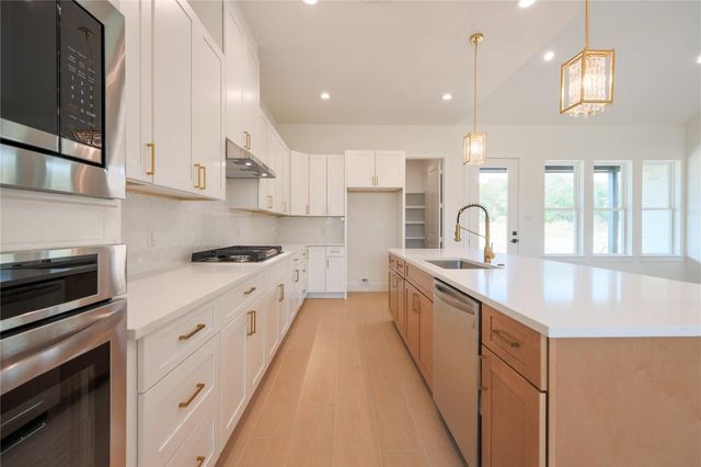 3072 Road 66124, Dayton, TX 77535