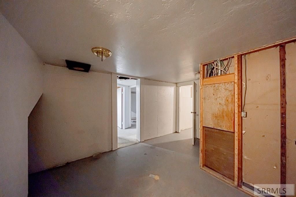 Image 37 of property listing at 669 2nd E, Ririe, ID 83443