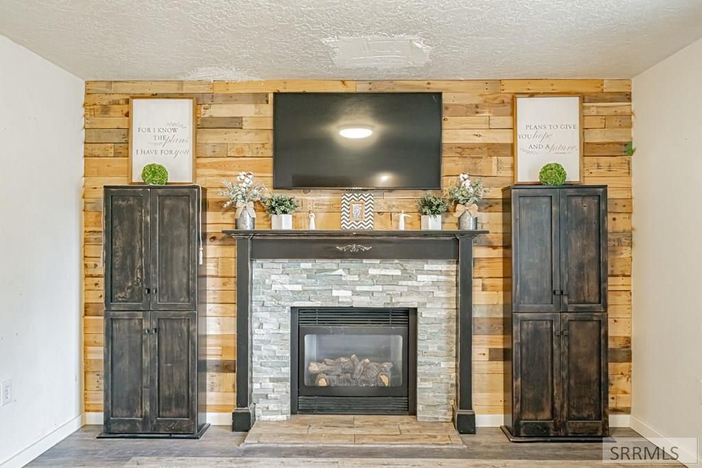 Image 8 of property listing at 669 2nd E, Ririe, ID 83443