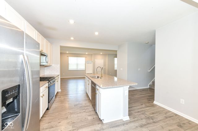 2606 Plano Drive, Whitestown, IN 46075