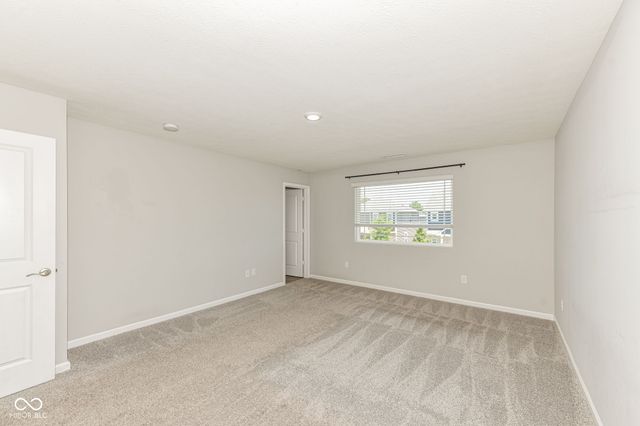 2606 Plano Drive, Whitestown, IN 46075