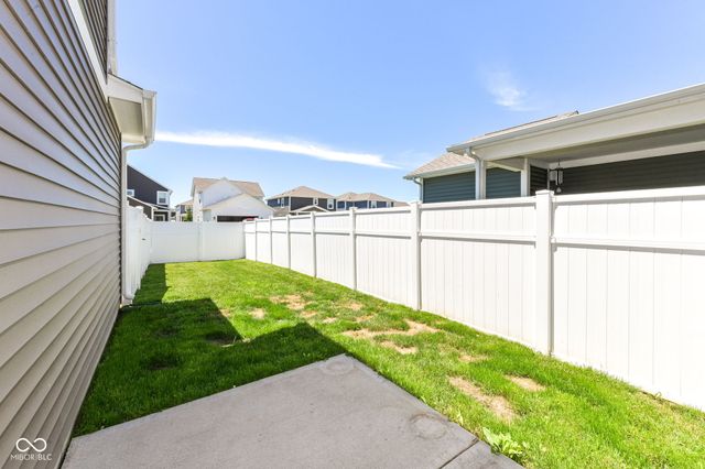 2606 Plano Drive, Whitestown, IN 46075