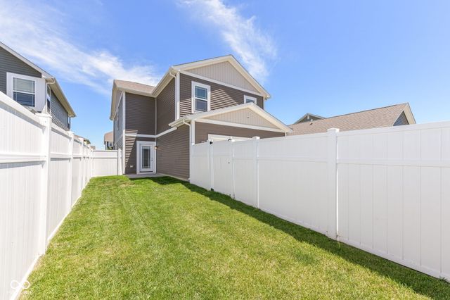 2606 Plano Drive, Whitestown, IN 46075