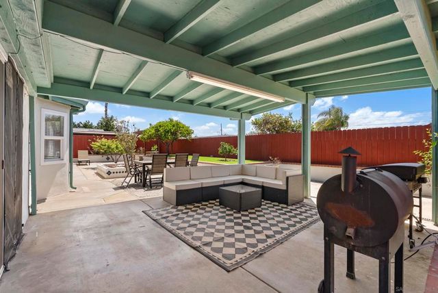 1005 Oneonta Avenue, Imperial Beach, CA 91932