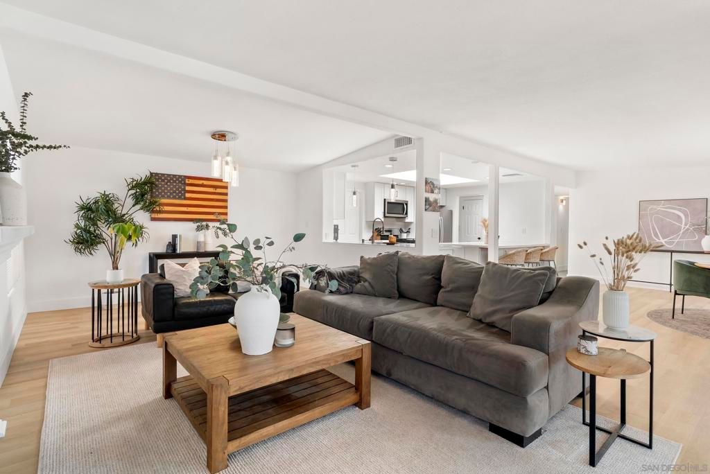 Image 14 of property listing at 1005 Oneonta Avenue, Imperial Beach, CA 91932