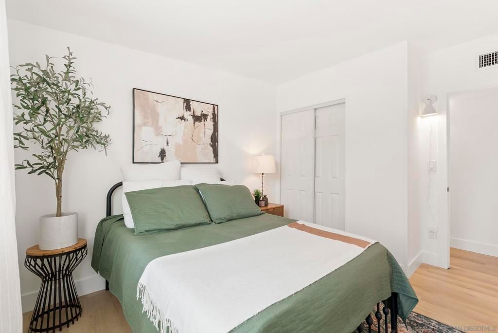 Image 25 of property listing at 1005 Oneonta Avenue, Imperial Beach, CA 91932