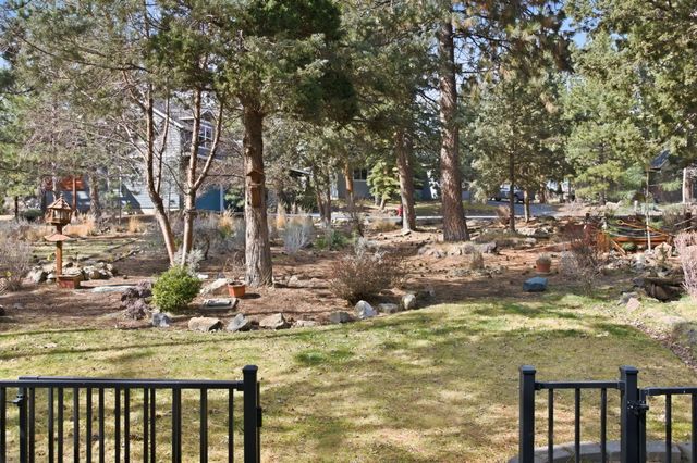 2903 NW Fairway Heights Drive, Bend, OR 97703