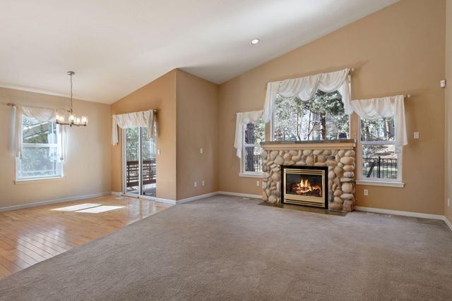 2903 NW Fairway Heights Drive, Bend, OR 97703