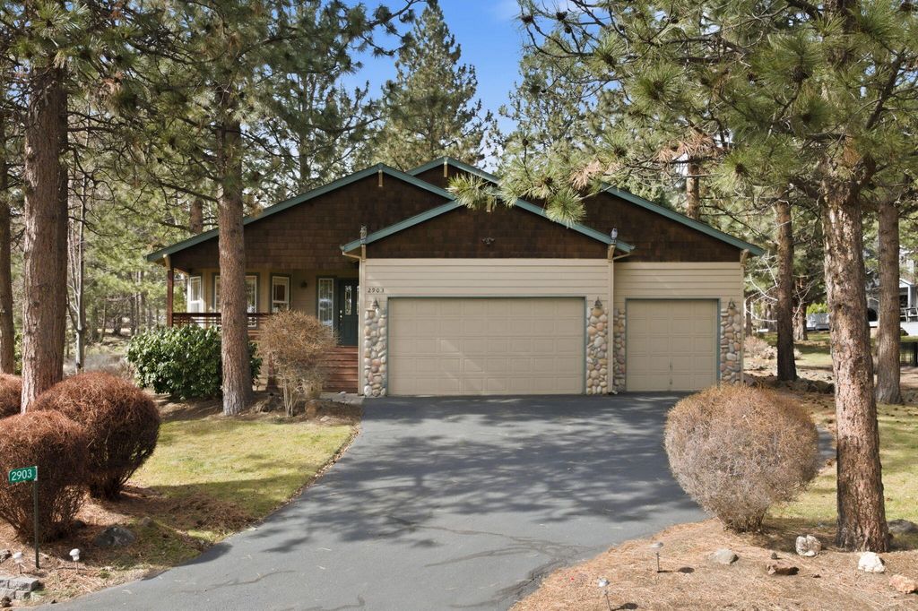 2903 NW Fairway Heights Drive, Bend, OR 97703